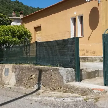 Casa Con Giardino